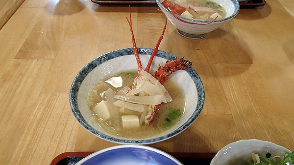 伊勢エビの味噌汁